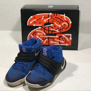 NIKE KIDS KYRIE 2